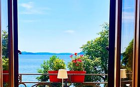 Casa Gambusso Historical House Magnificent Lake View